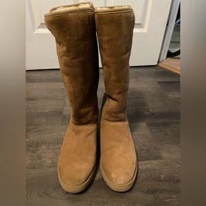 UGG Women’s Amie Winter Boots